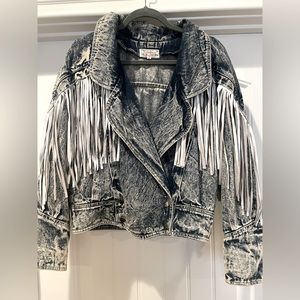 Acid washed denim jacket with white leather fringe